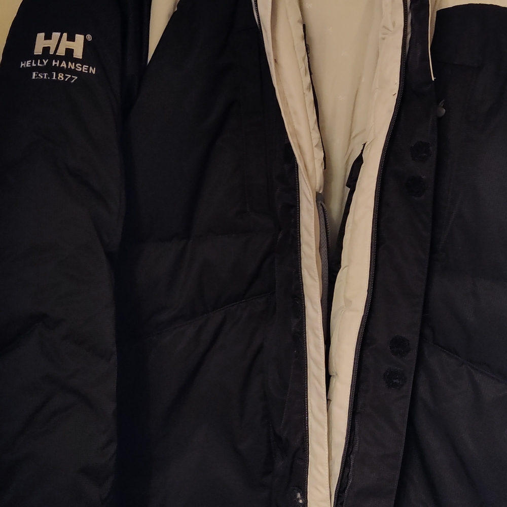 Coat - Picture 6 of 6